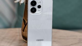 Mở hộp OPPO Reno15 Pro Mini: Kẻ hủy diệt giá rẻ của iPhone 17 Pro, camera xịn so kè Galaxy S25 Ultra