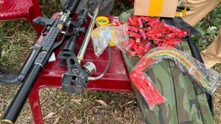 Cảnh sát kiểm tra xe đầu kéo phát hiện ‘hàng nóng’, bất ngờ lời khai của tài xế