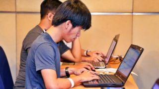 Không chỉ IT, loạt ngành nghề tại Việt Nam đang nhận lương tới 70 triệu đồng/tháng, thị trường lao động biến động mạnh