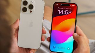 iPhone 15 Pro Like New giá chưa đến 15 triệu, khung titan cao cấp được chuộng hơn iPhone Air