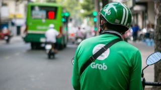 Đề xuất mới về BHXH bắt buộc: Tài xế xe công nghệ sắp phải tham gia, tác động nào đến hàng triệu lao động?