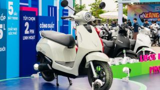 VinFast Evo Grand: Xe máy điện 2 pin đa dụng cho người cần đi xa, chở nhiều