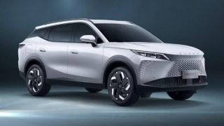 SUV hạng C ‘khiêu chiến’ Mazda CX-5: Bản PHEV chạy điện gần 100 km, trang bị dày đặc