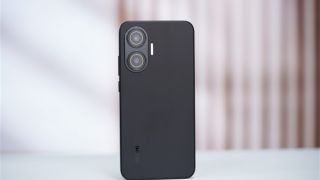 Đây là cỗ máy gaming rẻ nhất Việt Nam cho khả năng chiến game mượt như Galaxy S25 Ultra pin 7500 mAh