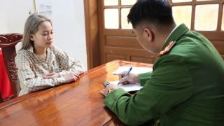 'Tú bà' dụ dỗ 2 bé gái vùng cao lên thành phố làm công nhân rồi 'giở mặt' bán vào quán karaoke