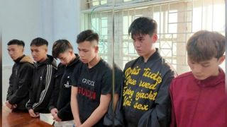 Đà Nẵng: Rút dao hù dọa vì nghi bạn gái bị trêu, thanh niên 17 tuổi bị chém đứt gân chân