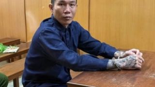 Từ câu nói 'Đèn xanh rồi sao không chạy?', gã đàn ông rút dao đâm người lạ và nhận án Giết người