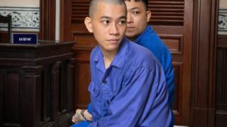 Đóng kịch giải cứu 2 bé gái ở quán hát rồi bán sang Campuchia: 2 thanh niên trẻ lĩnh 20 năm tù