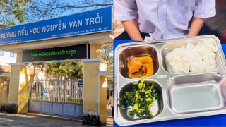 Xôn xao hình ảnh suất ăn bán trú ‘chỉ một miếng thịt’, nhà trường giải thích sao?