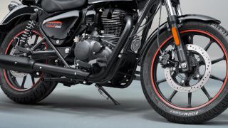 Tin xe trưa 29/1: Ra mắt ‘huyền thoại côn tay’ 349cc mới mạnh mẽ hơn Exciter và Winner R, giá dễ mua