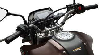 ‘Vua côn tay’ 250cc mới của Yamaha ra mắt với giá rẻ, trang bị ‘đè bẹp’ Exciter và Honda Winner R