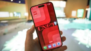 Đây là iPhone màn lớn với Dynamic Island giống iPhone 17 Pro Max rẻ nhất Việt Nam để chơi Tết