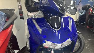 Tin xe máy 1/2: Honda SH 125i phiên bản 2026 mở bán tại đại lý, màu sắc nét căng, có ABS, giá dễ mua