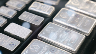 Giá bạc hôm nay 2/2: Lao dốc gần 45 triệu đồng/kg chỉ sau 2 phiên