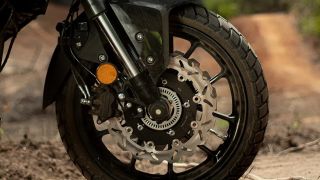 Chính thức ra mắt ‘chiến binh côn tay’ 400cc mới mạnh mẽ hơn Yamaha Exciter, giá rẻ so với trang bị