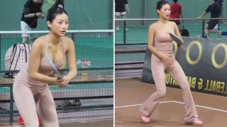 Khoe đường cong trên sân pickleball lúc nửa đêm, Louis Phạm gây tranh cãi với trang phục khó hiểu