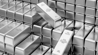 Đằng sau cú rơi của giá bạc: Những tín hiệu nhà đầu tư không thể bỏ qua