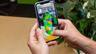 Đây là iPhone dùng cơ bản như iPhone 17 rẻ nhất Việt Nam cận Tết, có đủ màn xịn, camera xóa phông