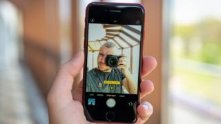 Đây là iPhone rẻ nhất Việt Nam có camera chụp xóa phông như iPhone 17, mạnh như iPhone 11 Pro Max