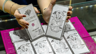 Giá bạc hôm nay 5/2: Tiếp tục leo thang, neo trên mốc 90 triệu đồng/kg