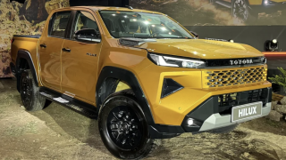 Toyota Hilux 2026 vừa ra mắt đã khan hàng: Bán tải Nhật hút khách dù không ưu đãi