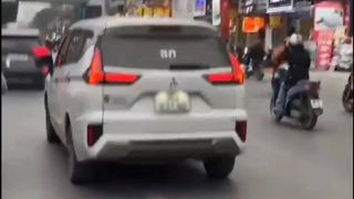 Thông tin nóng vụ bảng đèn LED ôtô hiện chữ thô tục, xúc phạm công an: Tài xế giải thích đầy bất ngờ