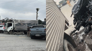 3 ô tô tông liên hoàn khiến xe bán tải vỡ nát: Tài xế bán tải rời khỏi hiện tại, nguyên nhân va chạm