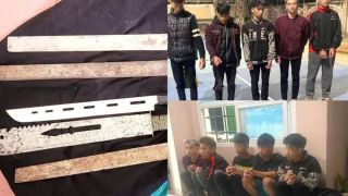 Nghẹt thở vây bắt nhóm 'choai choai' cầm kiếm đại náo phố núi, dàn hàng ngang chém nhau loạn xạ