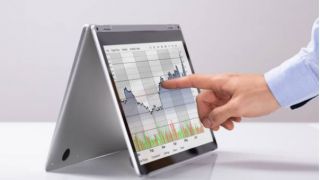 Kẻ Tiên Phong Kỹ Thuật Số: Stockity Phục Vụ Nhóm Nhà Giao Dịch Tốc Độ Toàn Cầu