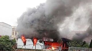 Cháy lớn tại cơ sở nuôi trẻ khuyết tật, cơ quan chức năng giải cứu thành công 21 người