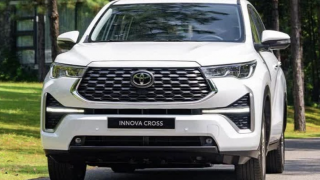 Toyota Innova Cross HEV giảm ‘chạm đáy’ trước Tết: Rẻ không tưởng, thời điểm vàng để xuống tiền