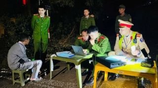 Tông CSGT khi bỏ chạy khỏi chốt đo nồng độ cồn, người đàn ông lĩnh hậu quả nặng