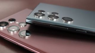 Bom tấn một thời của Samsung nay chỉ còn dưới 10 triệu đồng, cấu hình top đỉnh, iPhone 17 khiếp sợ 