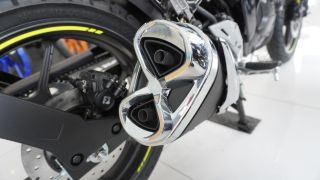 Suzuki chính thức ra mắt ‘vua côn tay’ 155cc mới giá 41 triệu đồng: Chơi tới bến với Honda Winner R