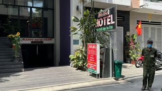 Hiện trường khách ngoại quốc tử vong bí ẩn trong khách sạn TP.HCM, hé lộ tình tiết ban đầu