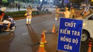 Báo chốt nồng độ cồn trên mạng, tưởng giúp bạn bè nhưng có thể ‘bay’ chục triệu