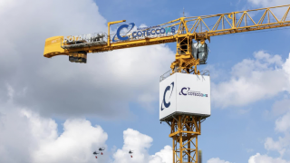 Ông lớn xây dựng 'ôm' loạt dự án hàng nghìn tỷ từ Vingroup, Masterise, MIK Group…