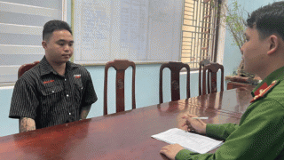 Cô gái đăng bài tìm điện thoại 14 Pro Max: 1 đối tượng giả mạo công an chiếm đoạt tiền của nạn nhân