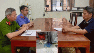 Quá trình lấy lời khai khiến gã đàn ông dựng hiện trường giả sát hại vợ bằng điện phải nhận tội ác