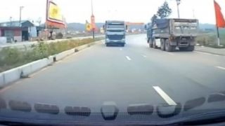 Đi ngược chiều trước biển cấm, tài xế xe ben ở Hải Phòng trả giá đắt sau đoạn video tố giác