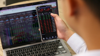 Căng thẳng Mỹ - Iran: Ai hưởng lợi, ai chịu thiệt trên sàn chứng khoán?