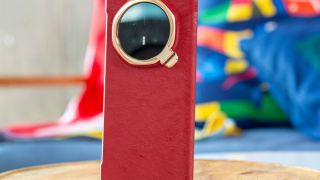 Mở hộp, trên tay Honor Magic V6: Điện thoại gập mỏng nhẹ pin khủng ‘đại chiến’ Galaxy Z Fold7