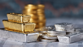 Vàng và bạc trước ngã rẽ tháng 3: Lập đỉnh mới hay điều chỉnh sâu?