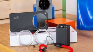 Trải nghiệm bộ phụ kiện biến Xiaomi 17 Ultra thành ‘máy ảnh cơ chuyên nghiệp’, có đáng giá hơn 6 triệu đồng?