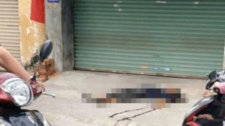 Khánh Hòa: Phát hiện người đàn ông tử vong trên vỉa hè sáng 5/3, bên cạnh thi thể có 1 vật thể lạ