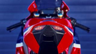 Tin xe hot 7/3: Honda ra mắt ‘vua côn tay’ mới thể thao hơn Winner R và Yamaha Exciter với giá 'mềm'