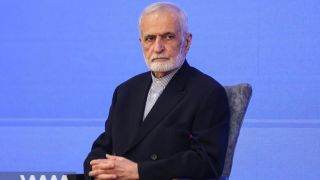 Iran tuyên bố dừng ngoại giao với Mỹ, nhắc xung đột kéo dài và eo biển Hormuz khiến giá dầu thế giới biến động