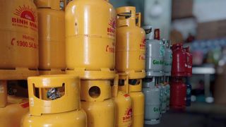 Giá gas ngày 12/3 tiếp tục điều chỉnh, bình 12kg vượt 504.000 đồng, chuyện gì đang xảy ra trên thị trường?