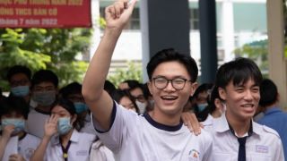 Hơn 20 loại chứng chỉ có thể miễn 1 môn thi tốt nghiệp THPT 2026: Phụ huynh, học sinh cần nắm rõ!