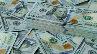 Giá USD hôm nay 13/3: USD tiếp đà tăng, giá ‘chợ đen’ vọt lên 27.000 đồng